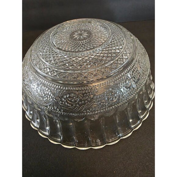 Set Of 2 KIG Fleur de lis Vintage Clear Glass Serving Bowls - Picture 4 of 6